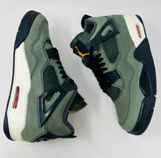 Air Jordan 4 Retro OG SP x Undefeated 2025