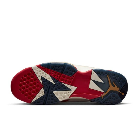 Air Jordan 7 Retro x Trophy Room 'New Sheriff in Town' DM1195-474